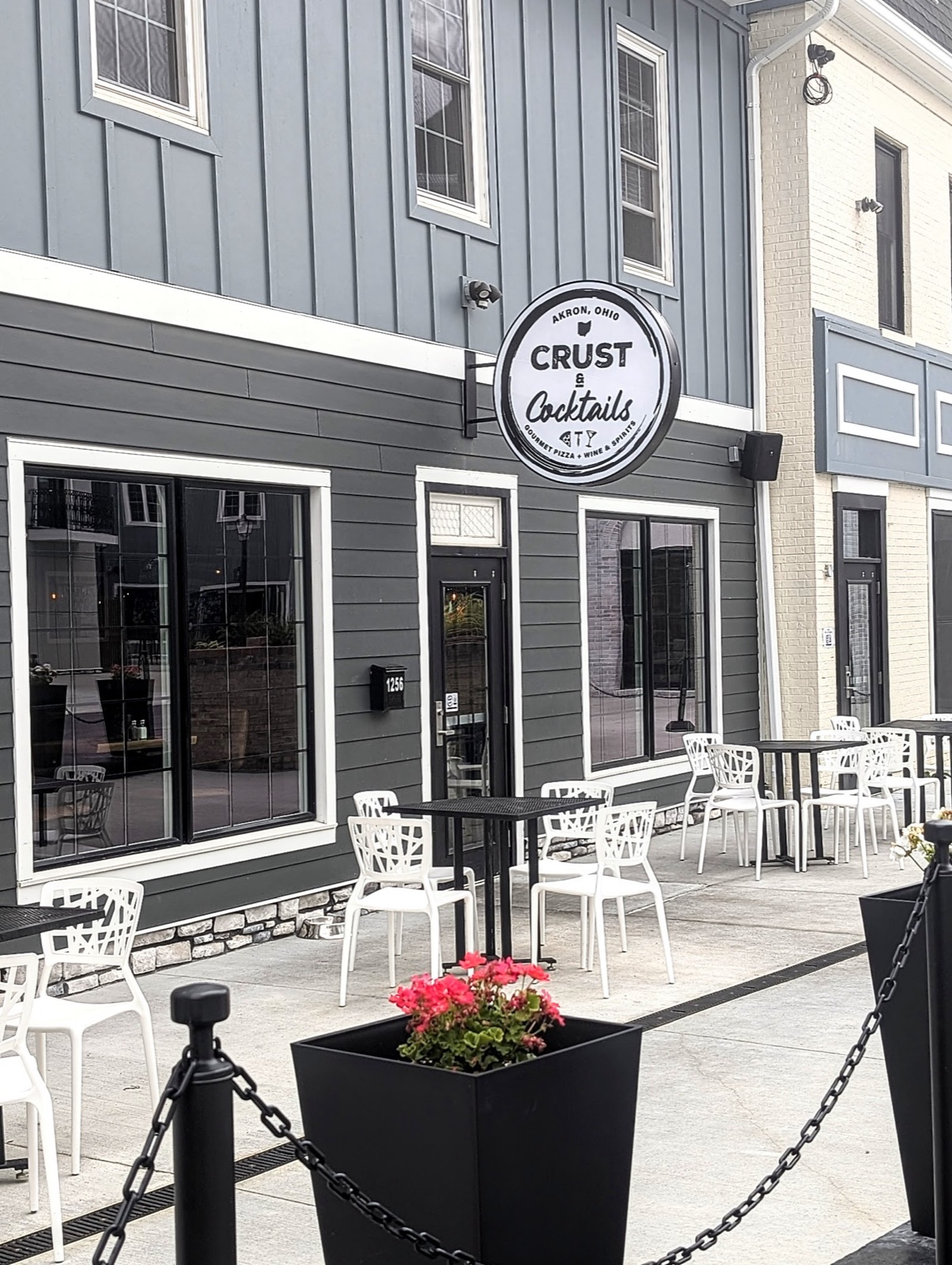 Weekend brunch patio at Crust & Cocktails